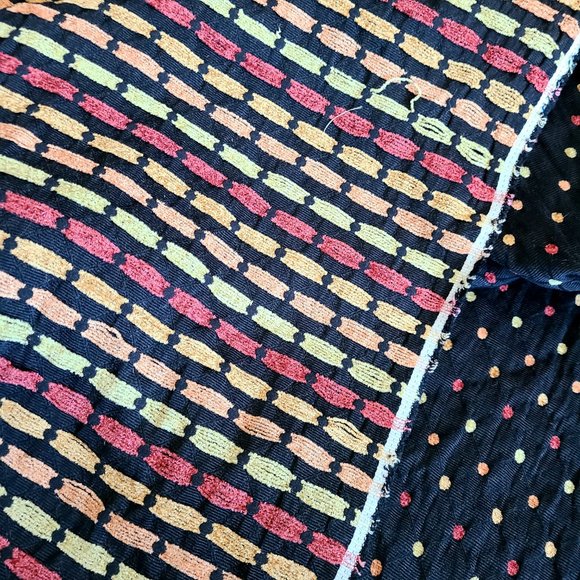 Woven multicolored sewing fabric. - Picture 6 of 6